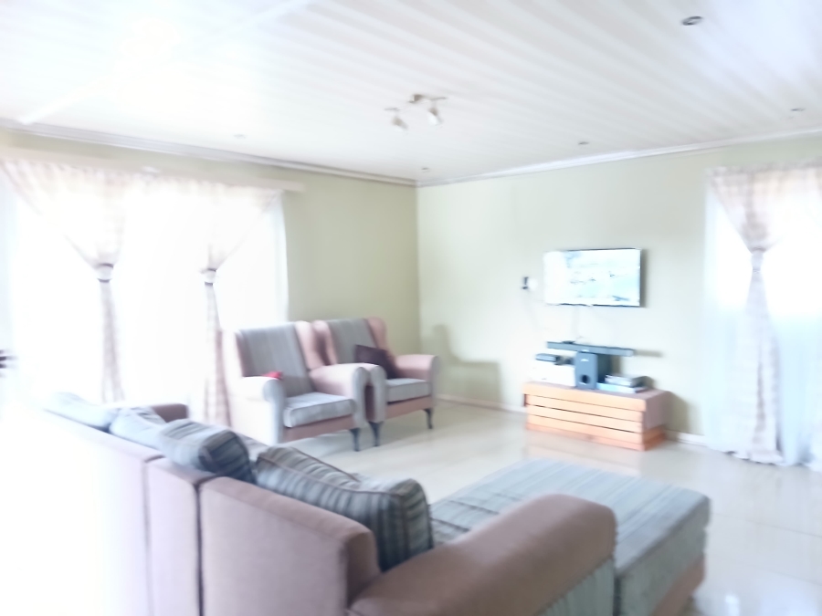 3 Bedroom Property for Sale in Flamwood North West